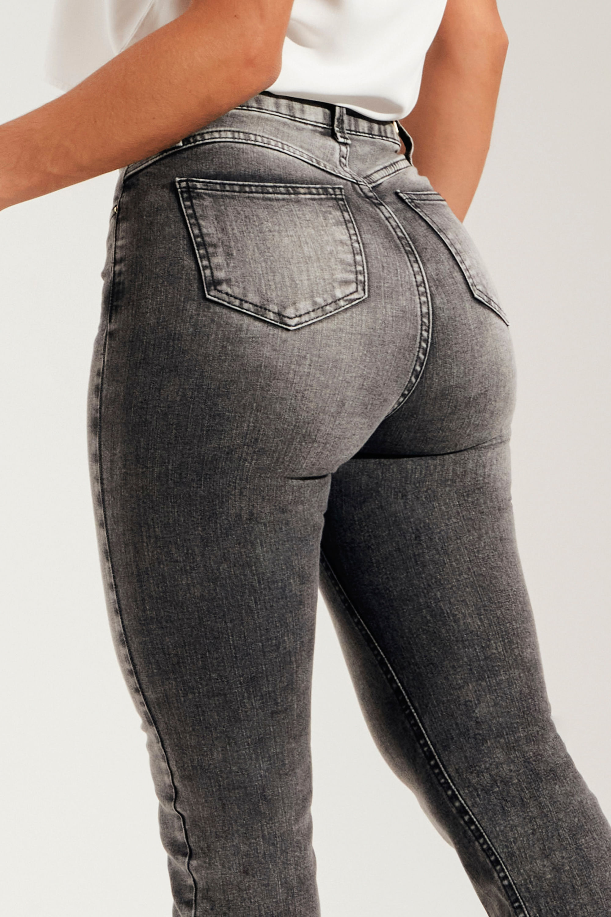 Calça Modeladora Jeans Slouchy Infinity - BRYSS