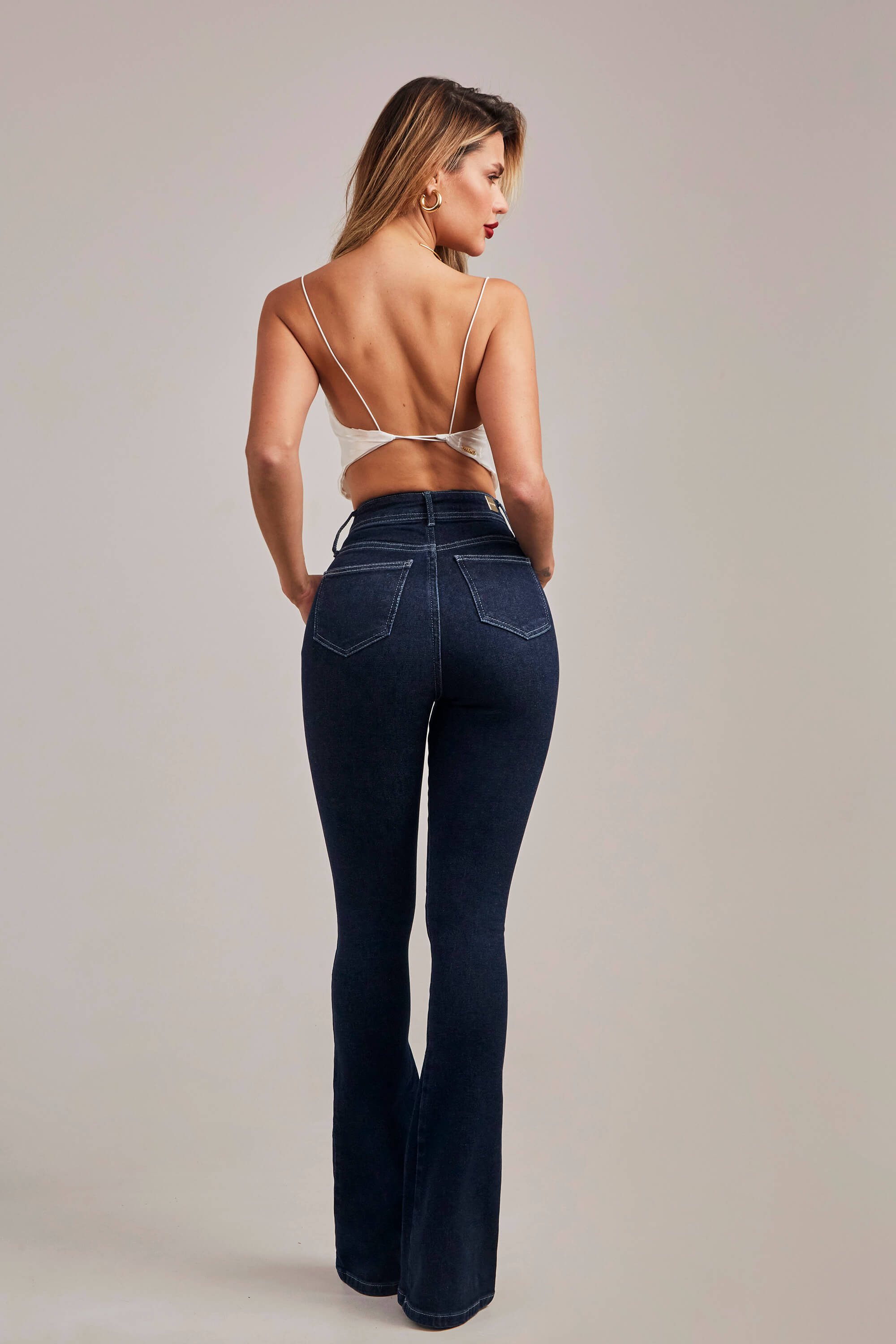 Calça Jeans Flare Ultra Modeladora Escura 0725 - Lizare Moda Feminina